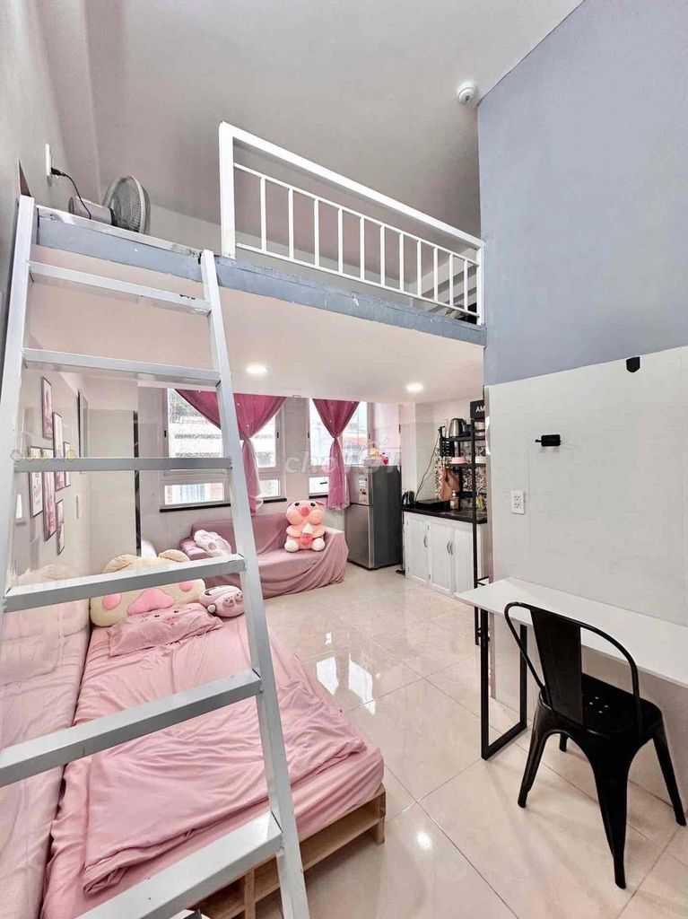 Cho thuê phòng gác Phó Đức Chính, Bình Thạnh 35m² giá 5 triệu - Sẵn sàng vào ở ngay!