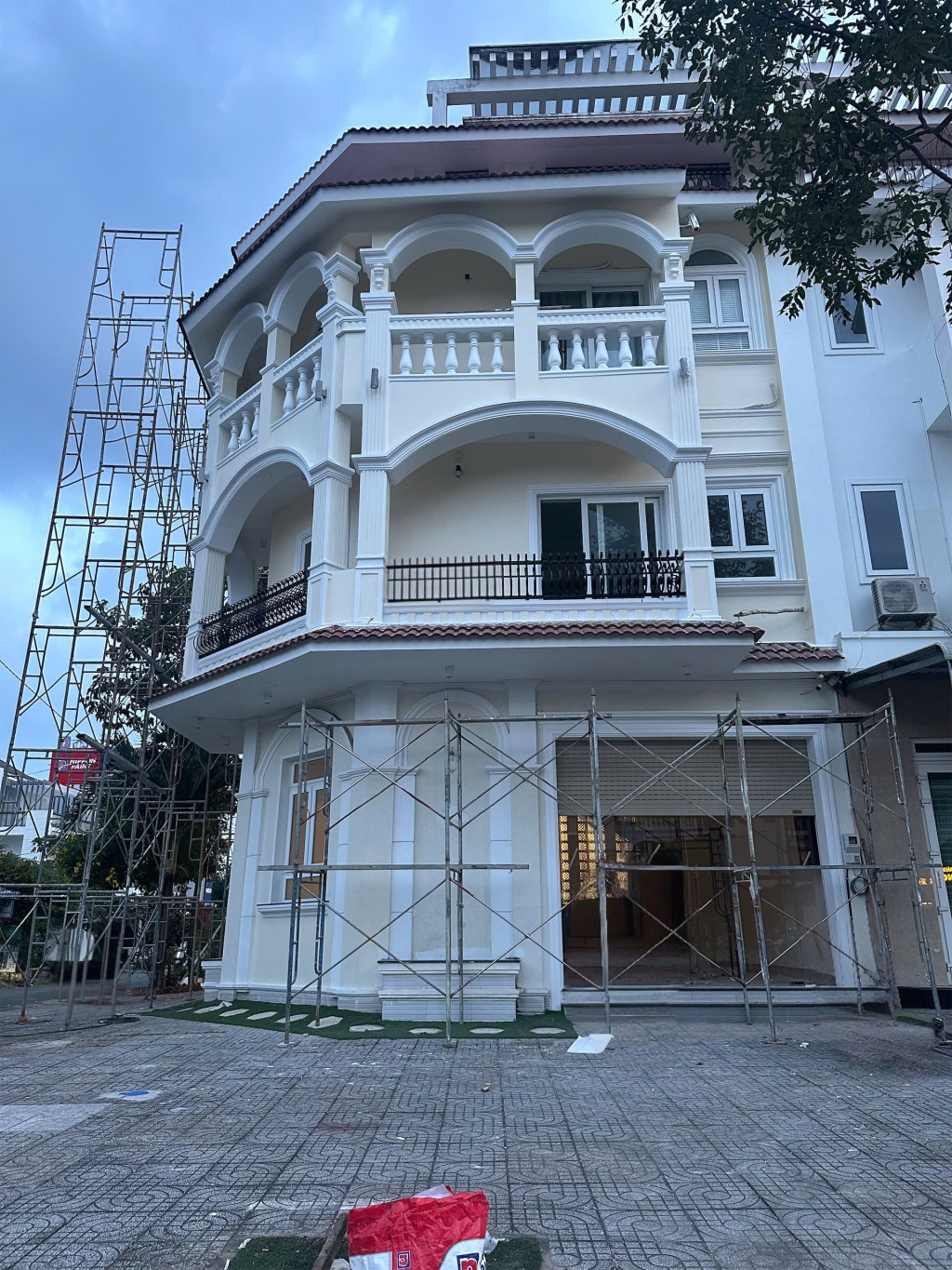 Nhà góc mặt tiền đường Lý Thái Tổ, quận Cái Răng 324m² giá 28 triệu - Thích hợp kinh doanh đa dạng!