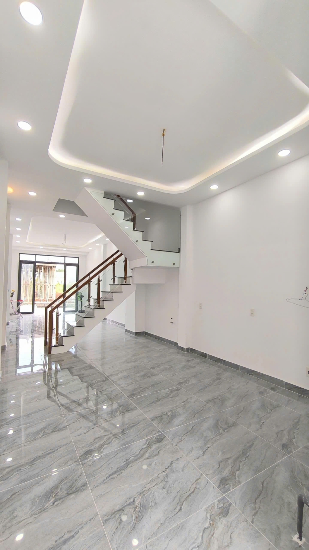 Nhà đẹp xây mới KDC Long Hòa, Rạch Kiến 64m² giá 2,4 tỷ - Pháp lý rõ ràng, thương lượng tốt!