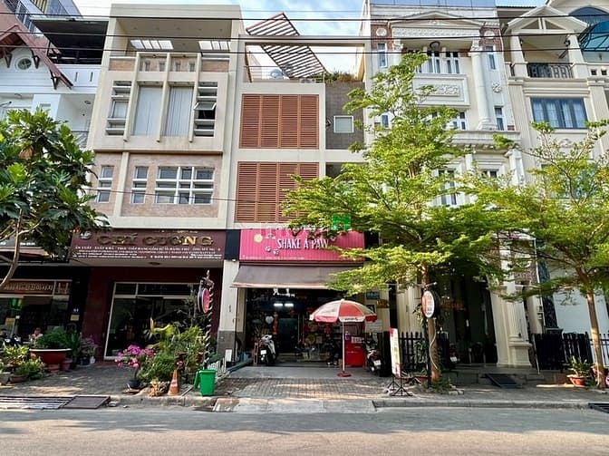 Khách sạn 20 phòng khu Hưng Phước, Phú Mỹ Hưng 148m² - Chính chủ cho thuê ngay!