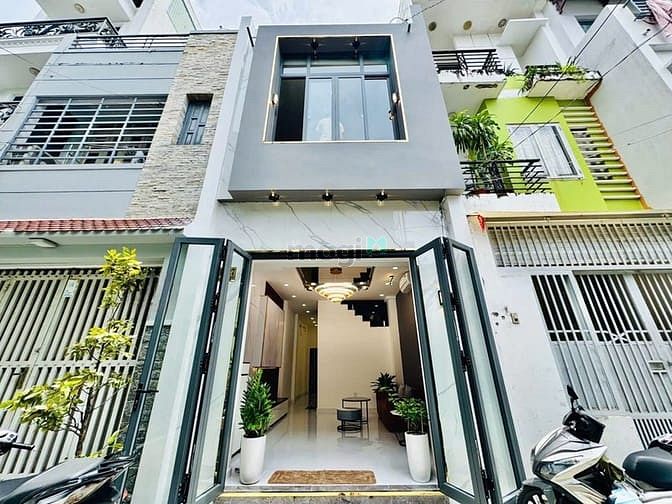 Nhà hxh 239/27 Nguyễn Văn Công, Gò Vấp 136m² giá 9 tỷ - Vị trí đắc địa gần sân bay!