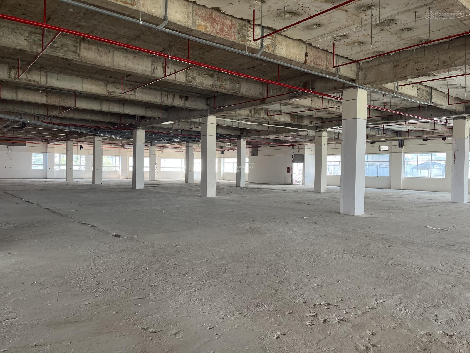 Cho thuê văn phòng 600m² lầu 1 & 2000m² lầu 3 tại 268 Tô Hiến Thành - Miễn phí 2 tháng thuê!