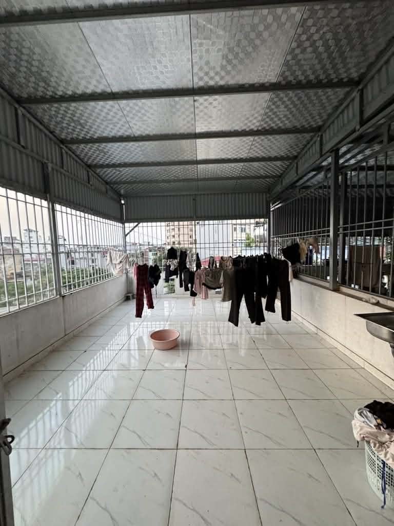 Nhà đẹp Minh Khai, ô tô vào tận cổng, giá 8.5 tỷ - Cơ hội hiếm có tại Hai Bà Trưng!