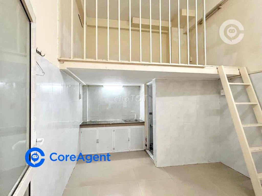 Phòng cho thuê Duplex Cao 1m7 Đường Lũy Bán Bích 25m² - Nhà có thang máy tiện nghi