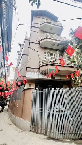 Nhà phố lô góc An Dương Vương, Tây Hồ 78m² giá 16.7 tỷ - Ô tô vào nhà, nội thất đẹp!