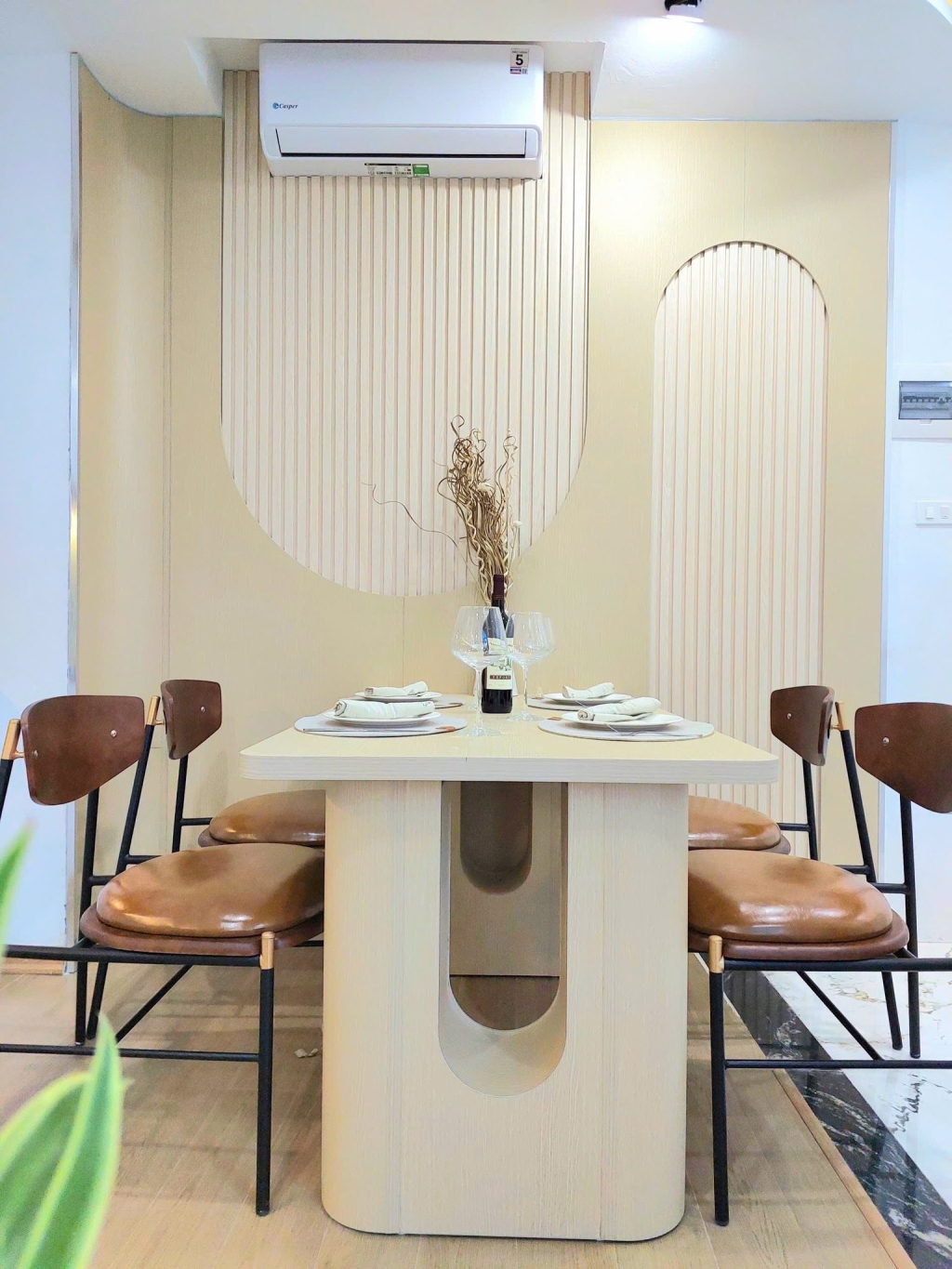 Nhà phố Minh Khai 35m² giá 9.9 tỷ - Lô góc 3 mặt thoáng, gần TimeCity!