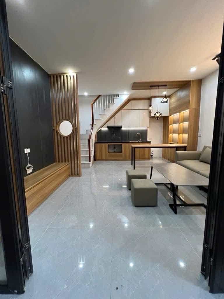 Nhà riêng phố Bạch Đằng 28m² giá 6.7 tỷ - Đẹp ở ngay, Lô góc thoáng mát!