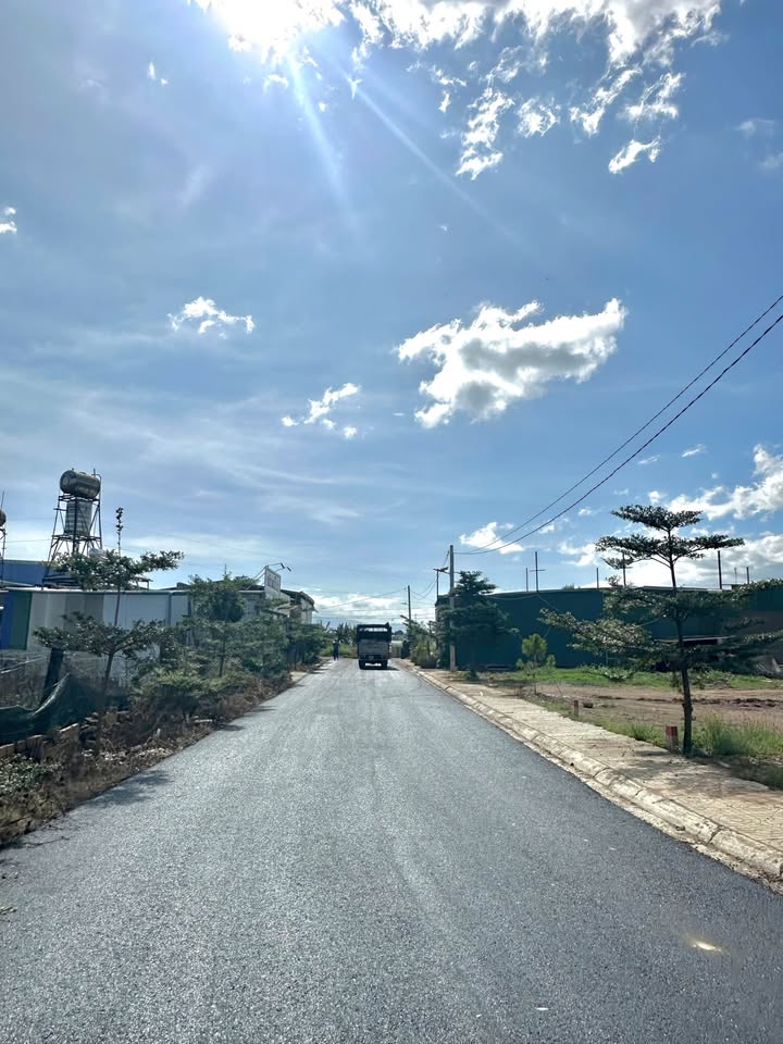 Lô đất Nguyễn Văn Cừ Đức Trọng 125m² giá 2.45 tỷ - Đầu tư sinh lời bền vững!