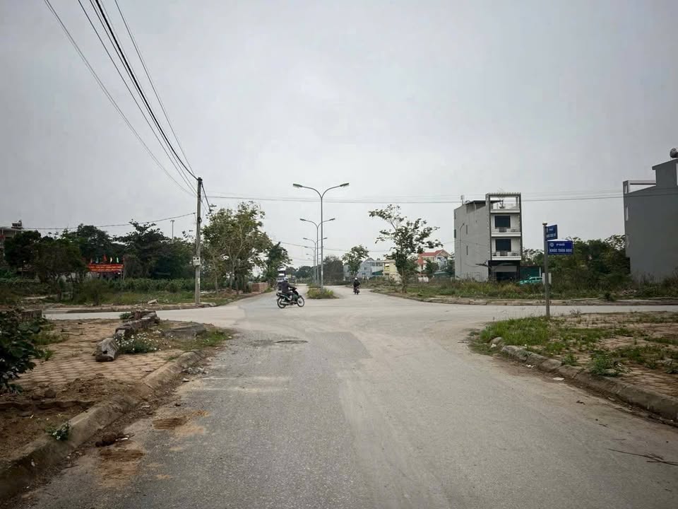 Đất nền KĐT Trường Thịnh TP Hải Dương 68.97m² giá 3 tỷ - Không gian thoáng đãng!