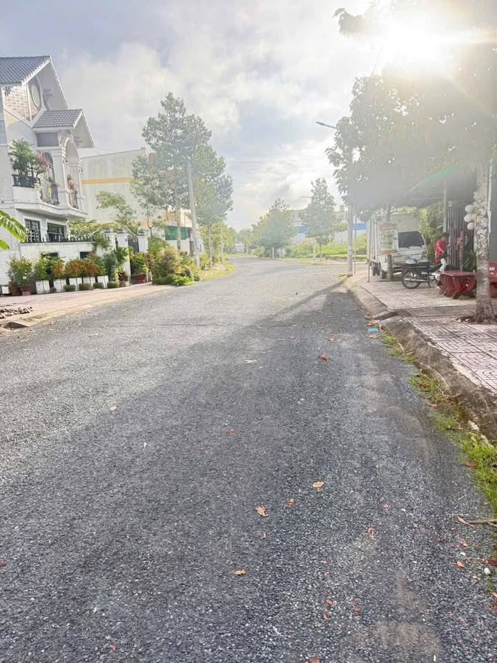 Đất nền Phường 9 Vĩnh Long 76,2m² giá 1,29 tỷ - Chính chủ bán gấp!