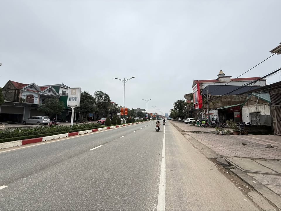 Mặt tiền kinh doanh Trần Phú, Hà Tĩnh 205m² - Vị trí đắc địa, kinh doanh thuận lợi!