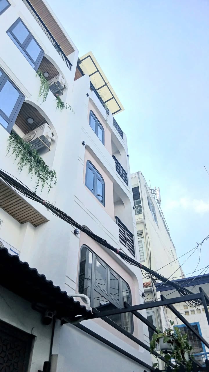 Nhà phố lô góc 42m² tại Phan Xích Long, Phú Nhuận - Giá 6.9 tỷ - Nhà mới đẹp, full nội thất!