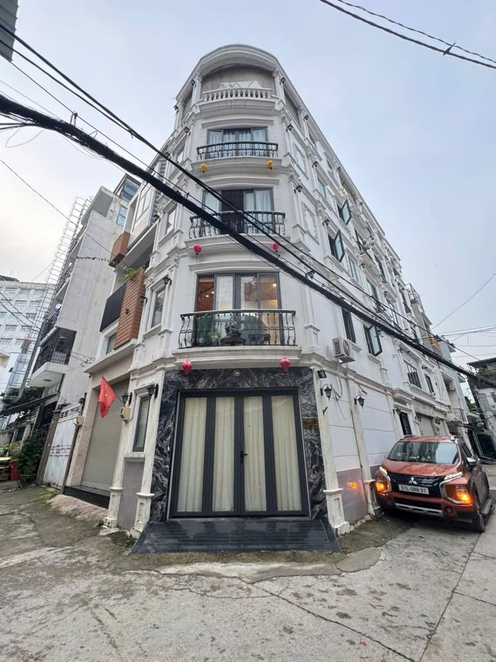 Nhà góc đường Nguyễn Xí, P26 Bình Thạnh, 45m² giá 10.5 tỷ - Nội thất đầy đủ!