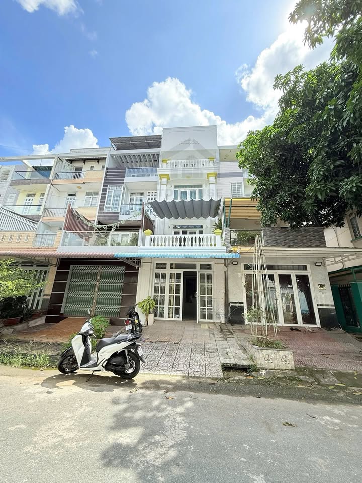 Nhà cho thuê Cần Thơ 320m² - 6 phòng ngủ, gần Siêu thị Go chỉ 10 triệu/tháng!