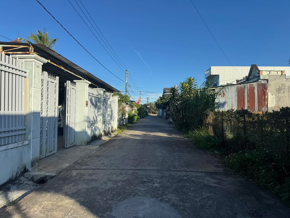 Đất thổ cư Đinh Tiên Hoàng, Kon Tum 150m² giá 1.1 tỷ - Cơ hội đầu tư tuyệt vời!