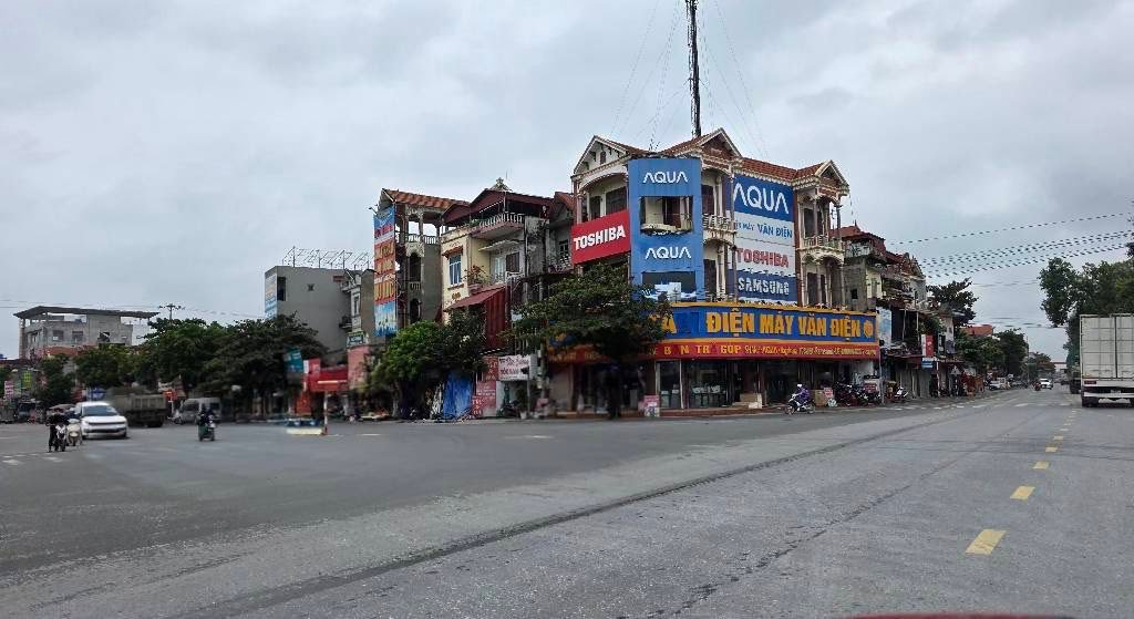 Đất trung tâm thị trấn Vương, Tiên Lữ 100m² giá 3 tỷ - Đầu tư sinh lời hấp dẫn!