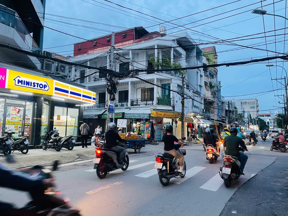 Nhà phố mặt tiền kinh doanh đường Ba Gia, Tân Bình 78m² giá 18.8 tỷ - Đầu tư sinh lời ngay!
