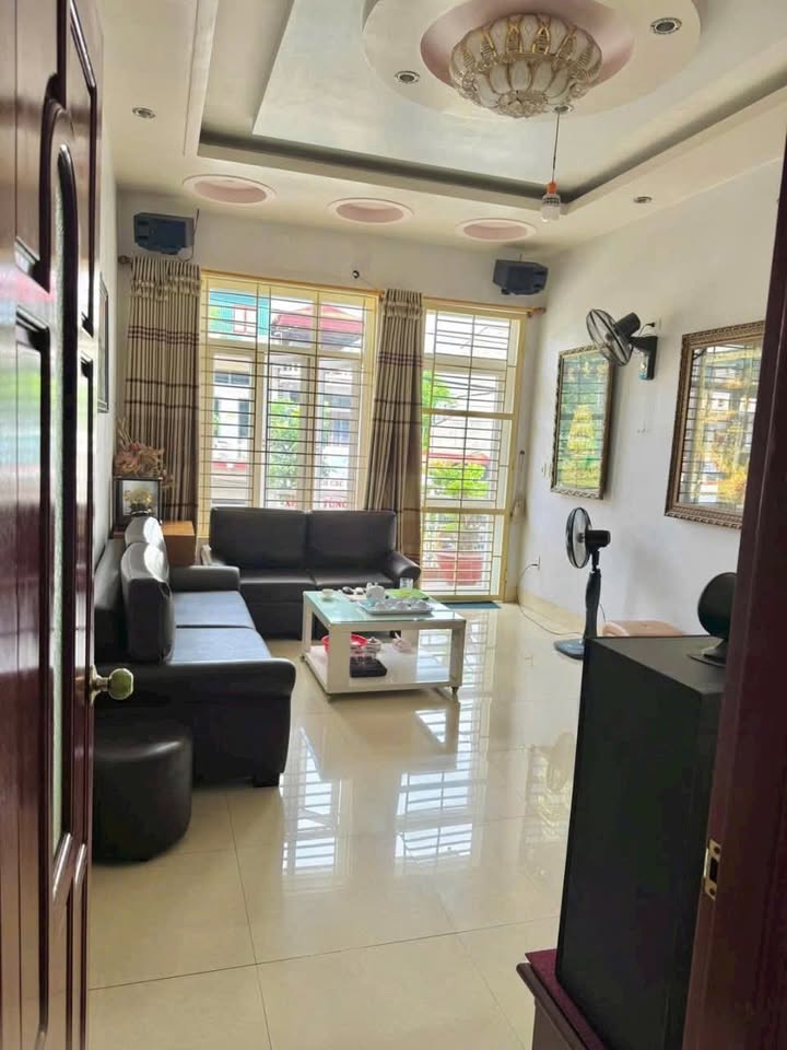 Nhà mặt phố Ngô Quyền, Hải Dương 66m² giá 10 tỷ - Vị trí kinh doanh sầm uất!