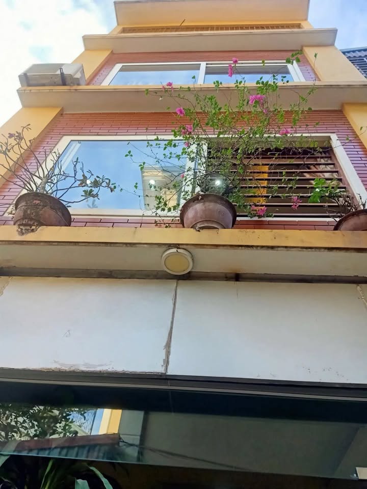 Nhà đẹp 4 tầng phố Vân Canh, Hoài Đức 50m² giá chỉ 8 tỷ - Cơ hội không thể bỏ lỡ!