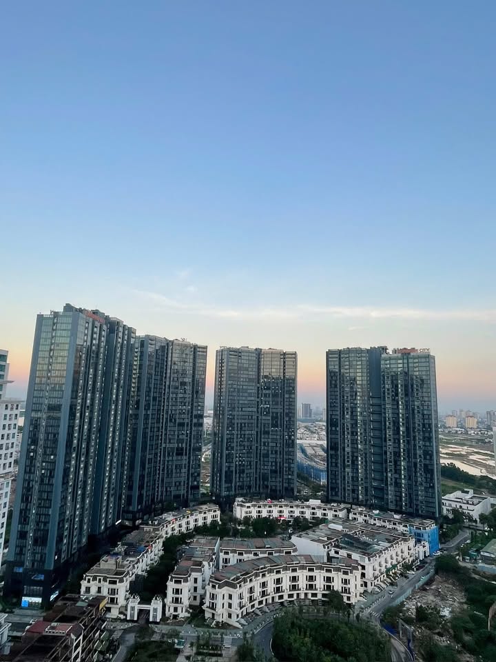 Căn hộ Sunshine City 3PN 105m² giá 10 tỷ - View Sông Hồng tuyệt đẹp!