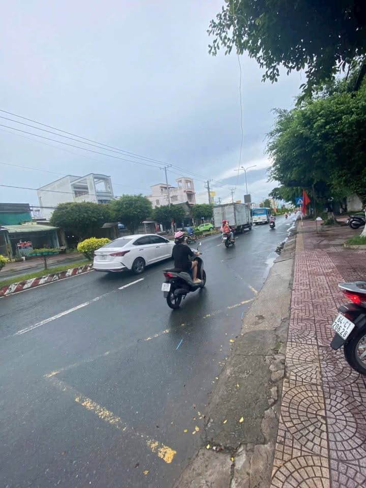 Đất nền mặt tiền Phạm Thái Bường, Vĩnh Long 362m² giá 9.66 tỷ - Kinh doanh dễ dàng!