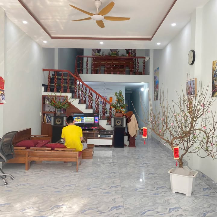 Nhà mặt tiền Trần Đại Nghĩa, Cốc Lếu 90m² giá 2.9 tỷ - Nhà hiếm, sẵn sàng ở ngay!