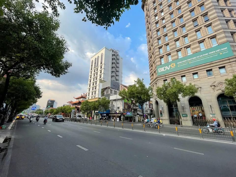 Nhà mặt đường Trần Nguyên Hãn, Lê Chân, Hải Phòng 98m² giá 14 tỷ - Đầu tư sinh lời ngay!