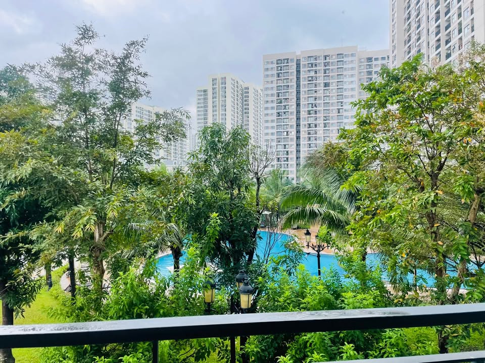 Căn hộ 3PN Nguyễn Xiển, Quận 9, 92m² giá 4.7 tỷ - View hồ bơi tuyệt đẹp!