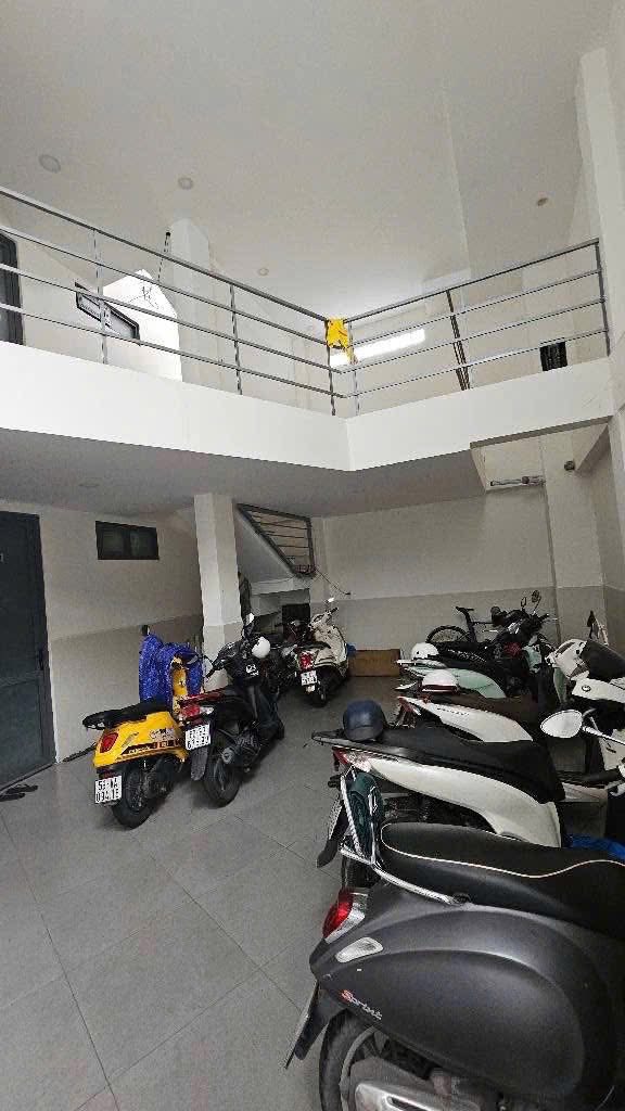 Nhà bán đường Nguyễn Đình Chiểu, quận 3 - 43m² giá 19 tỷ - Kinh doanh sầm uất!