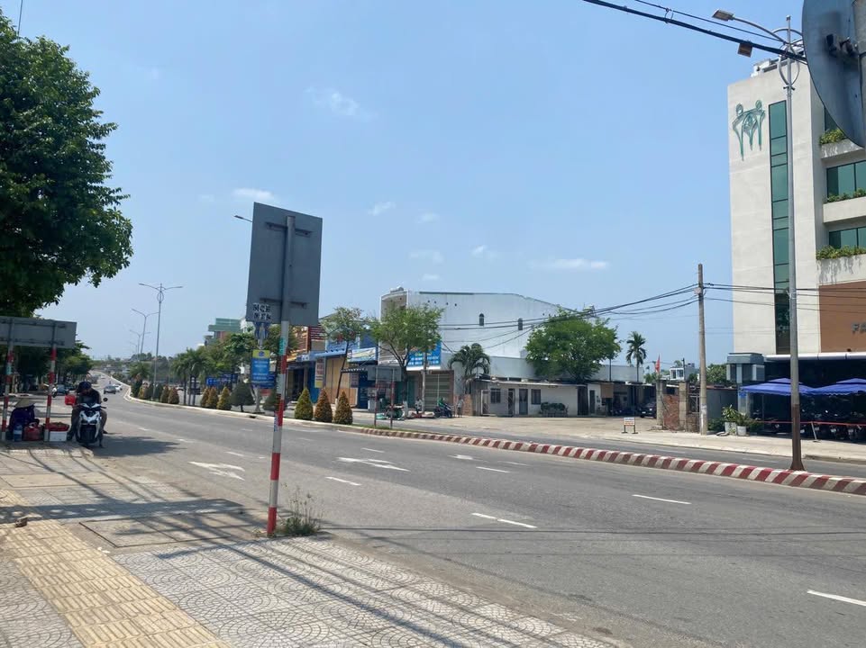 Đất nền Cách Mạng Tháng 8, Hòa Thọ Đông, 125m² giá 7.5 tỷ - Vị trí đẹp, tiềm năng kinh doanh!