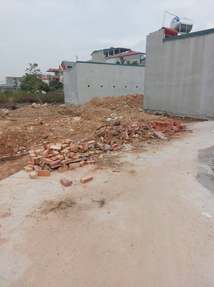 Đất thổ cư Nam Sơn Bắc Ninh 60m² giá 1.1 tỷ - Đường ô tô vào tận đất!