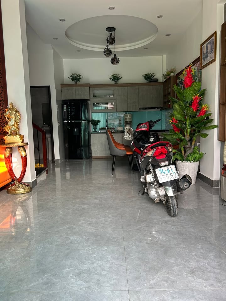 Nhà 4 tầng Hải Tân 42.6m² giá chỉ 2 tỷ - Thiết kế hiện đại, ô tô đỗ cửa!