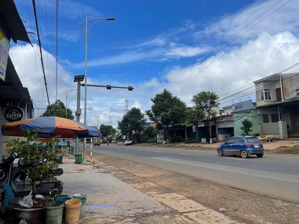 Đất mặt tiền Quốc lộ 26, xã Cư Huê, 200m² giá 6.2 tỷ - Kinh doanh ngay!