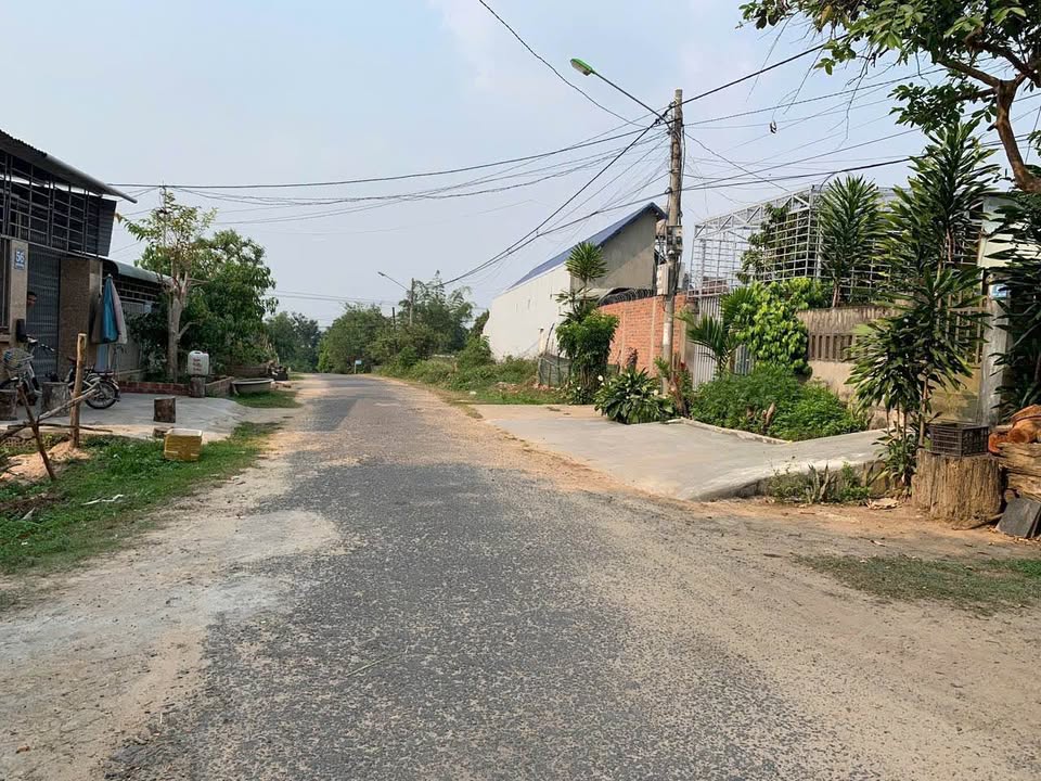 Đất mặt tiền đường Nguyễn Thái Bình, phường Lê Lợi, 915m² giá 975 triệu - Đầu tư sinh lời hấp dẫn!