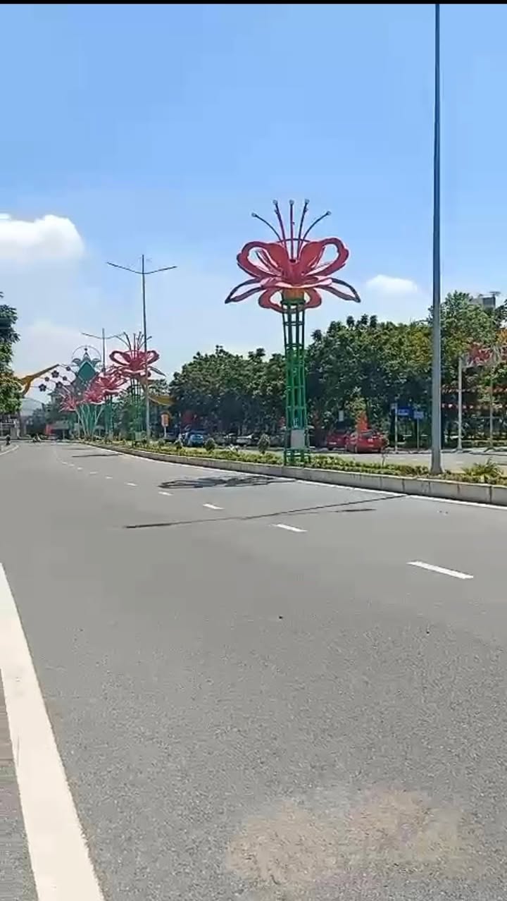 Đất nền kinh doanh đường Nguyễn Khoái, Vĩnh Yên 100m² giá 5 tỷ - Vị trí đắc địa!