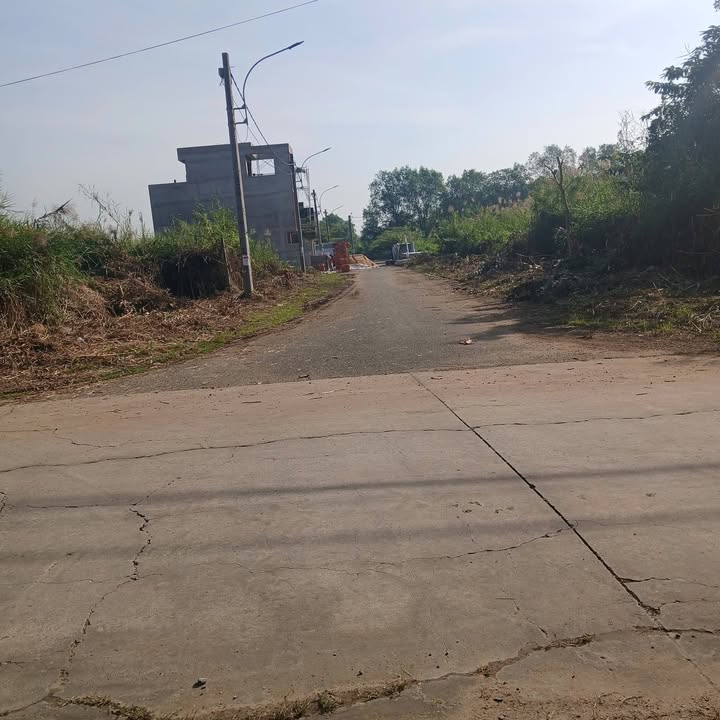 Đất nền Long Phước, Thủ Đức 62m² giá 2.35 tỷ - Cơ hội đầu tư vàng!