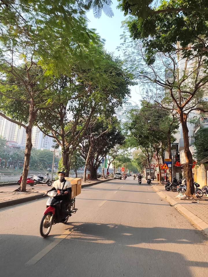 Nhà riêng 5 tầng tại Khương Đình 4 ngủ giá chỉ 10,5 triệu - Nhà đầy đủ đồ ngay!