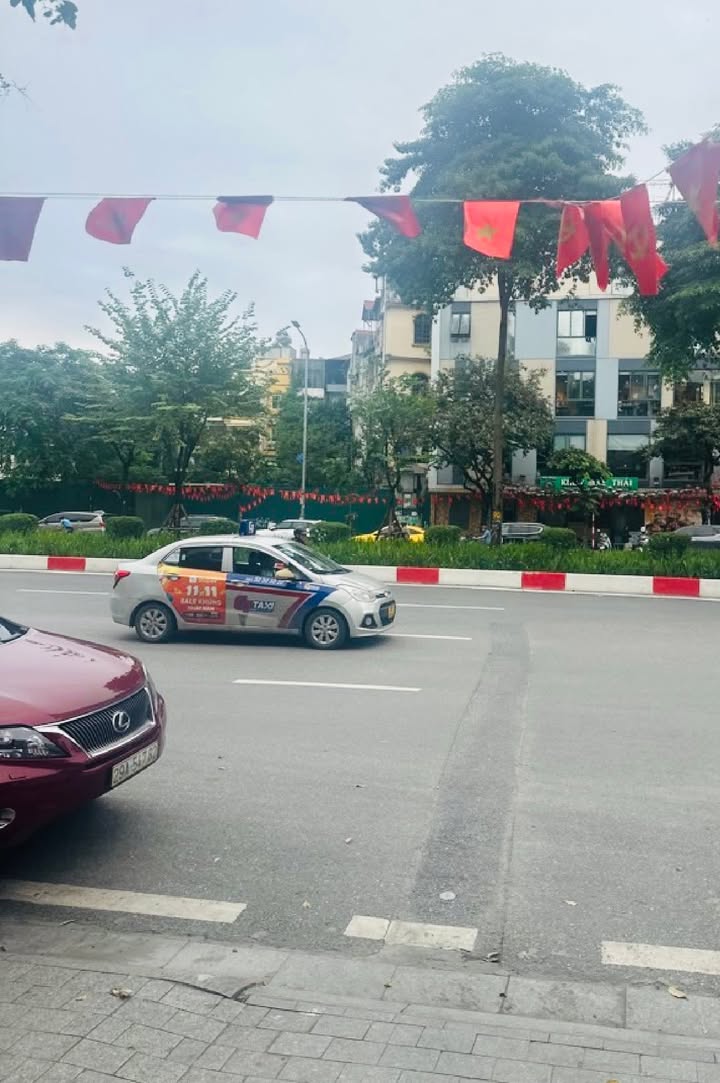 Nhà đẹp 5 tầng Liễu Giai, Ba Đình 45m² giá 8 tỷ - Sẵn sàng ở ngay!