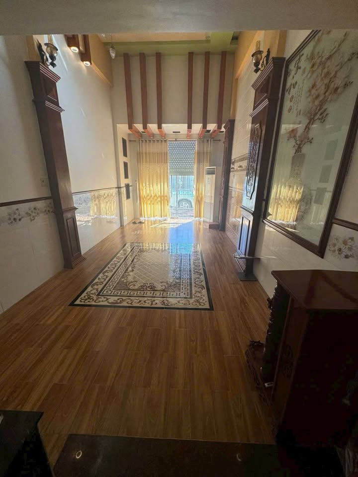 Nhà cho thuê mặt tiền Nguyễn Huệ, Sóc Trăng - Giá chỉ 8 triệu/tháng