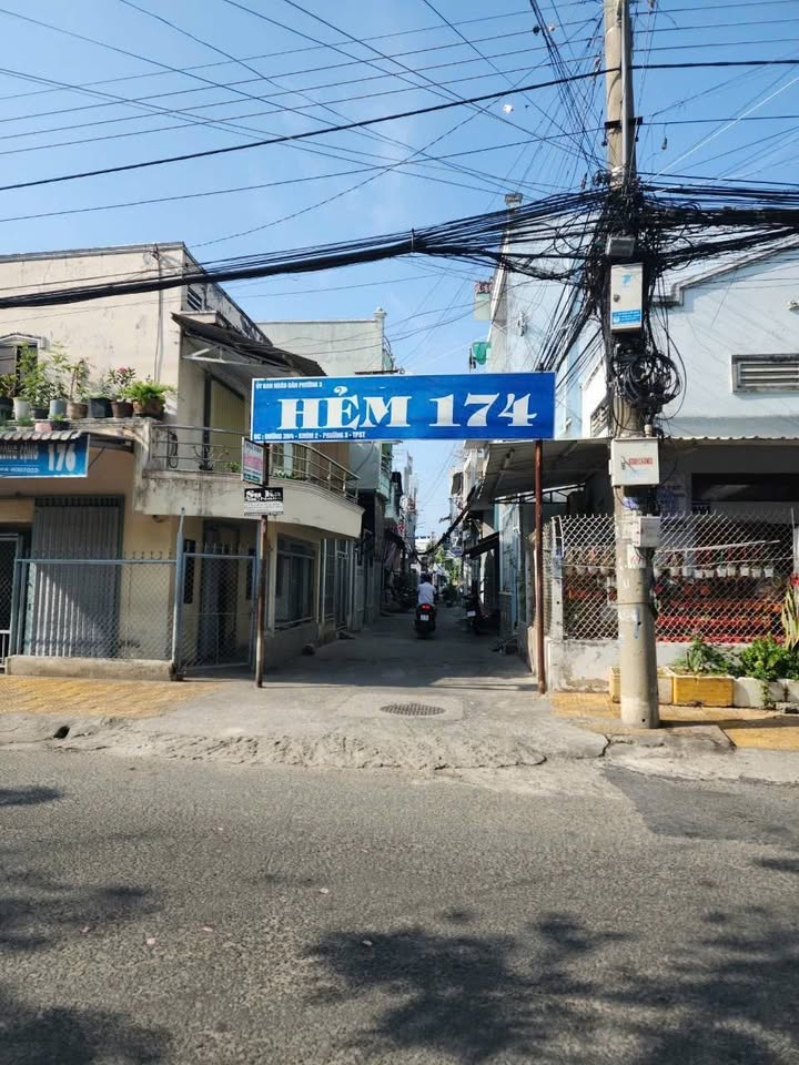 Nhà hai mặt tiền hẻm ô tô 174 đường 30.4 - Sóc Trăng 124m² - Giá tốt, vị trí đắc địa!