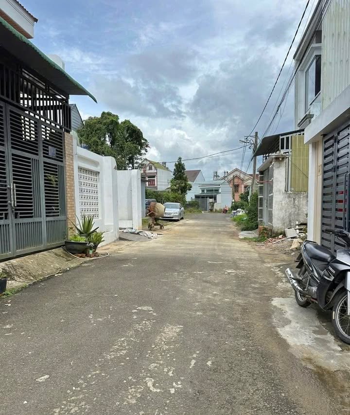 Đất thổ cư tại Hẻm 36 Yên Thế, Bảo Lộc 95m² chỉ 2.15 tỷ - Cơ hội đầu tư tuyệt vời!