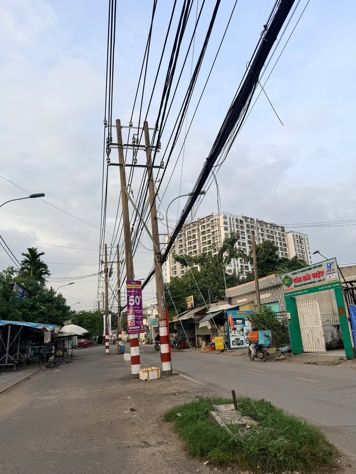 Nhà mới 2 tầng Gò Cát, Phú Hữu Q9 80m² giá 6.4 tỷ - Thiết kế hiện đại, sổ hồng riêng!