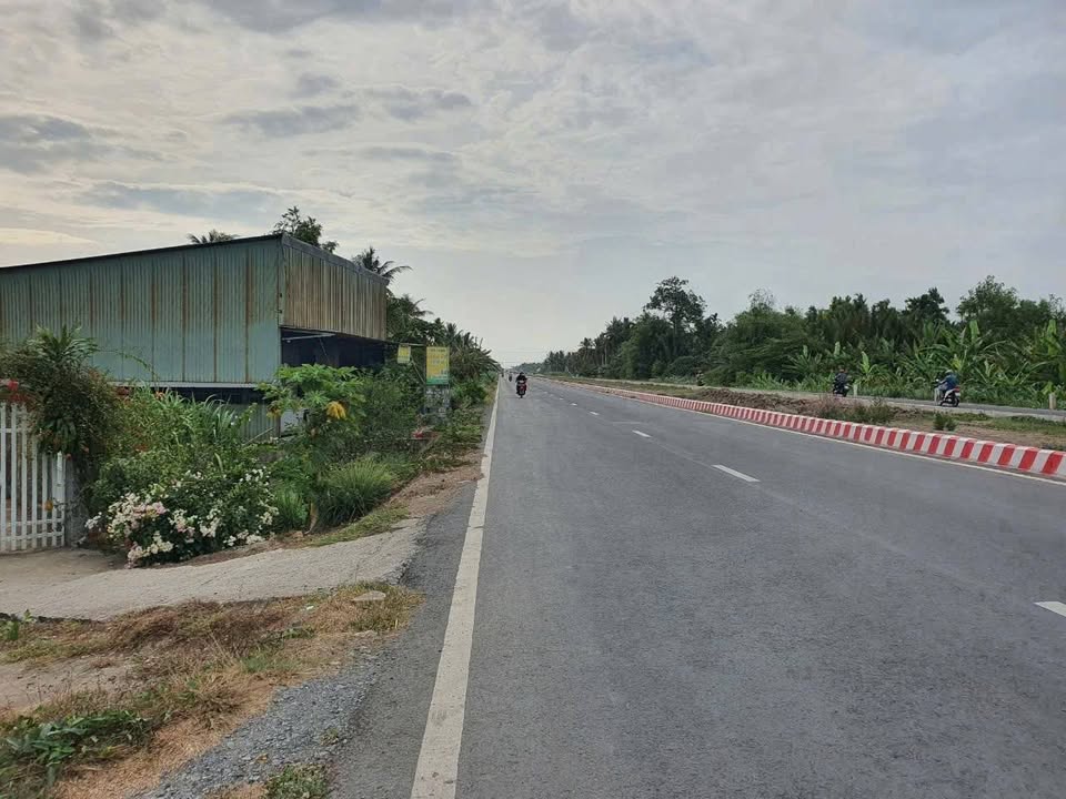 Đất mặt tiền đường Nguyễn Đáng, Trà Vinh 304m² giá 1.5 tỷ - Cơ hội đầu tư tuyệt vời!