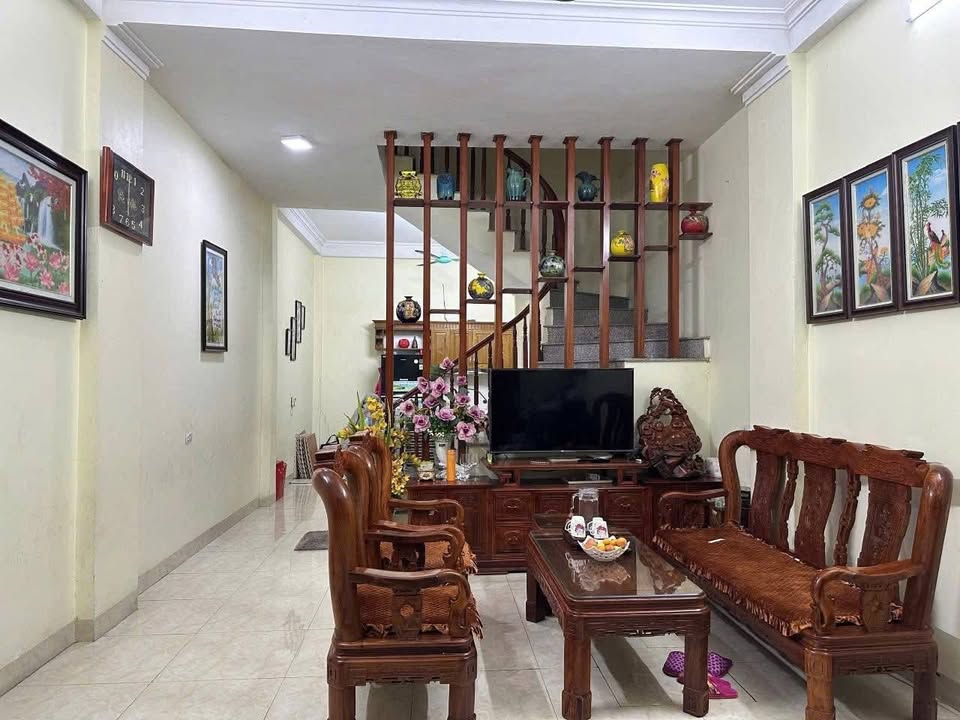 Nhà 3 tầng Tả Thanh Oai 55m² giá 5 tỷ - Sổ đỏ chính chủ, bán gấp!