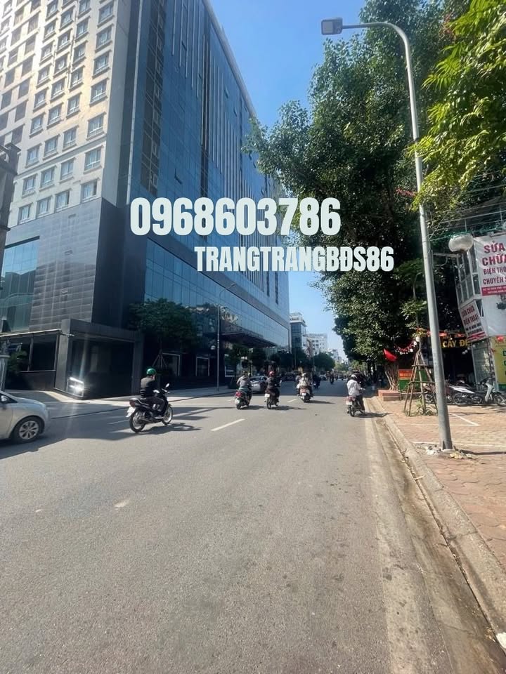 Nhà mặt phố Trần Phú Ba Đình 260m² - Kinh doanh nhà hàng ổn định!