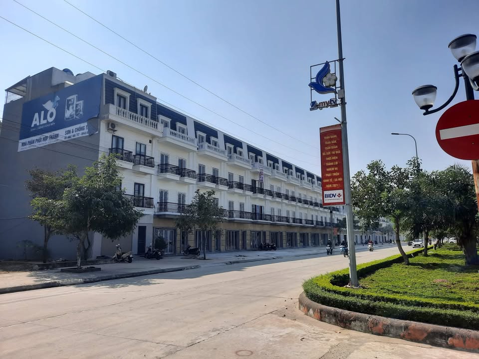 Shophouse cho thuê mặt đường Lê Duẩn Phủ Lý 4 tầng - Địa điểm kinh doanh lý tưởng!