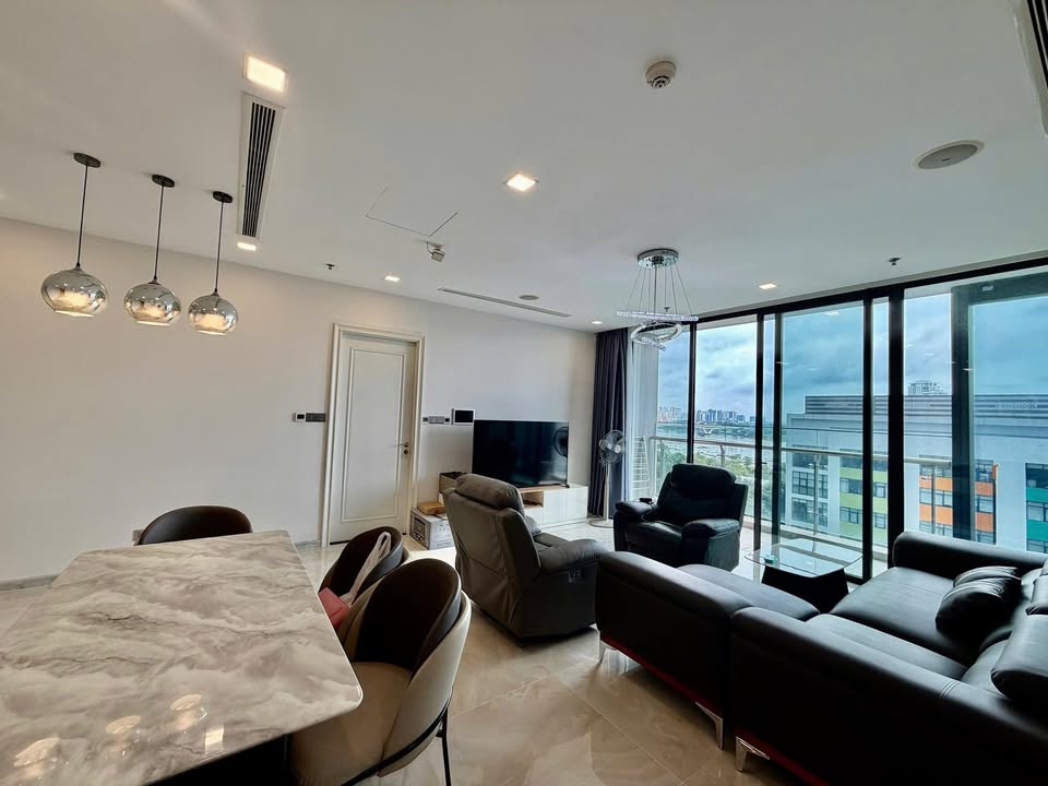 Căn hộ Vinhomes Golden River Quận 1, 118m² chỉ 27 tỷ - Thiết kế hiện đại, view sông đẹp!