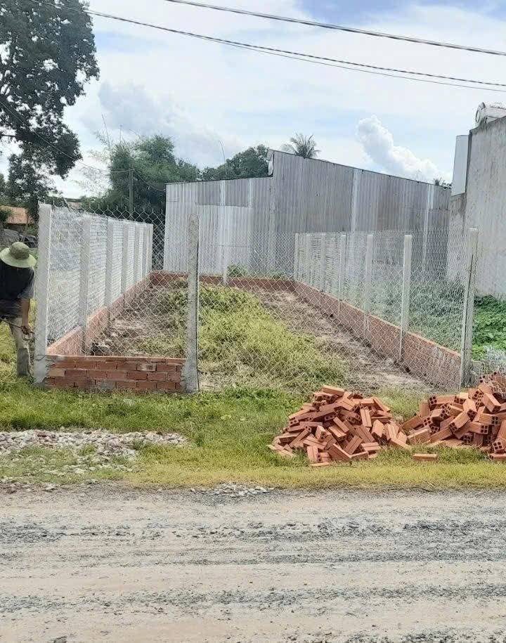 Đất góc 2 mặt tiền đường Trần Phú, Tây Ninh 85m² giá 450 triệu - Cơ hội đầu tư hấp dẫn!