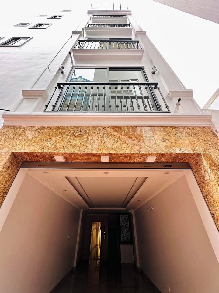 Nhà đẹp 40m² Ngõ 68 Cầu Giấy - Giá giảm 500 triệu, chính chủ!