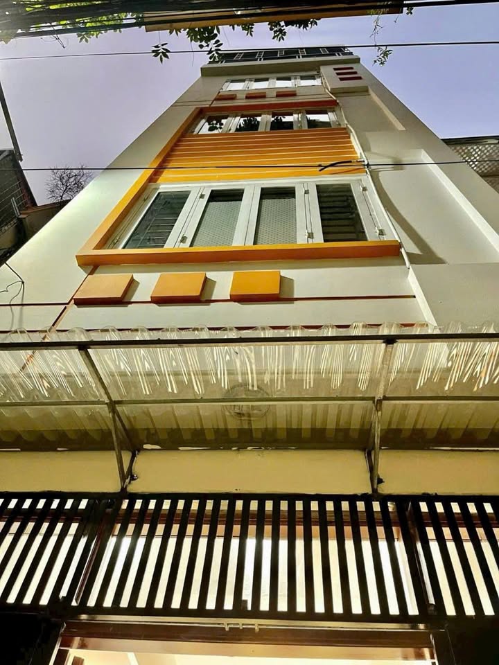 Nhà riêng Hoàng Hoa Thám, Ba Đình 30m² giá 8.45 tỷ - Lô góc 3 mặt thoáng!